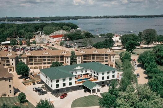 The Inn Hotel Lake Okoboji, an Ascend Collection Hotel
