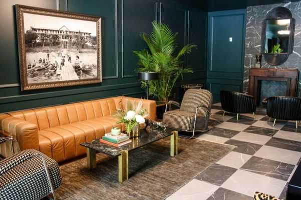 The Inn Hotel Lake Okoboji, an Ascend Collection Hotel