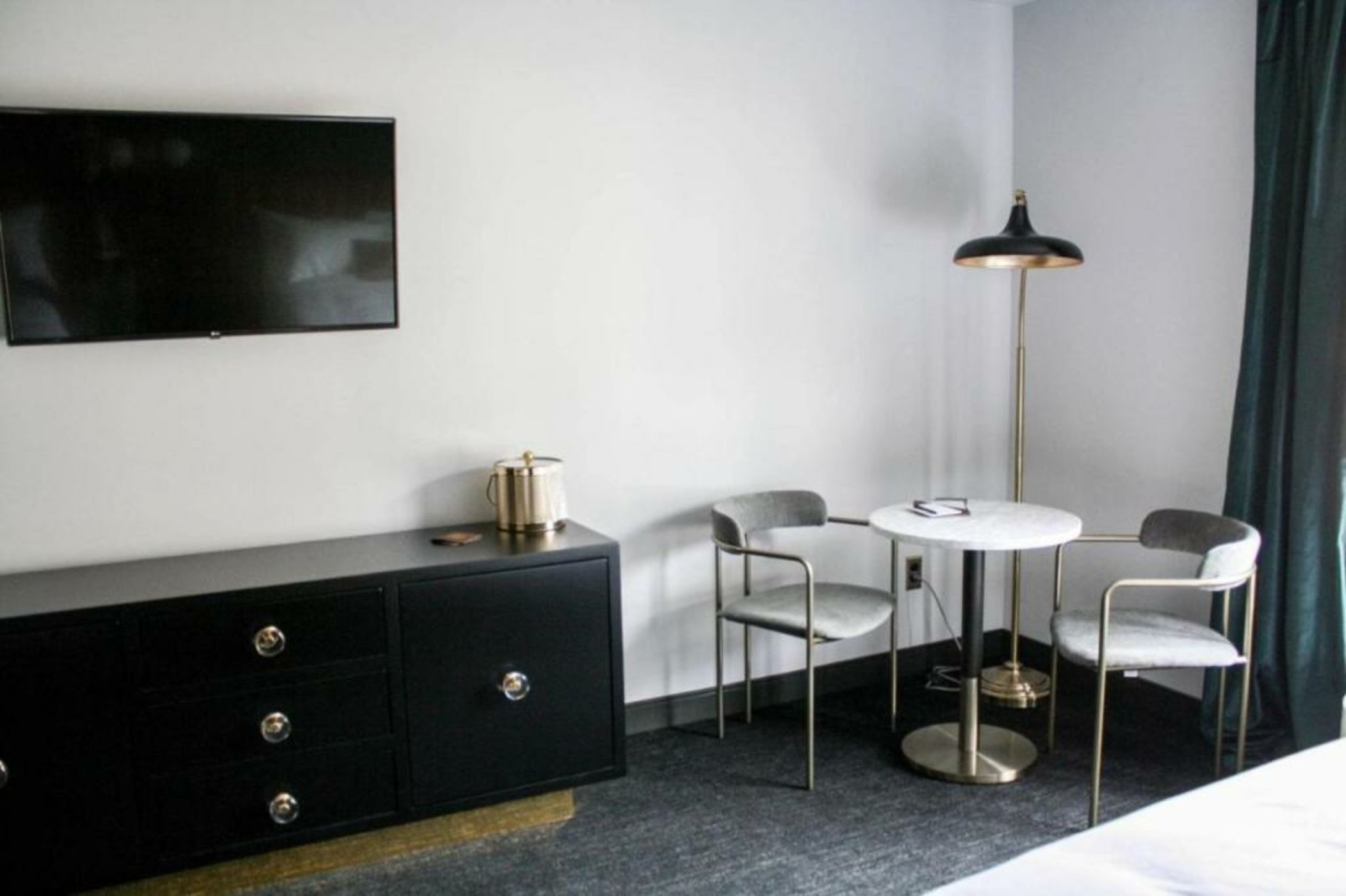 The Inn Hotel Lake Okoboji, an Ascend Collection Hotel