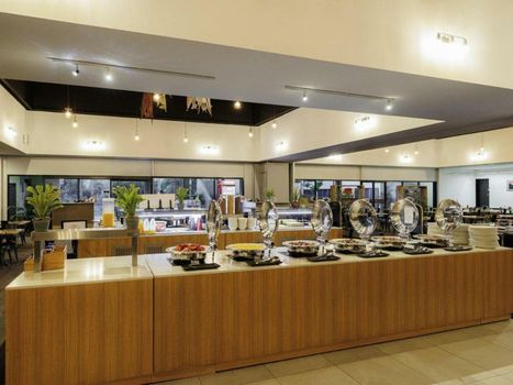 Mercure Kakadu Crocodile