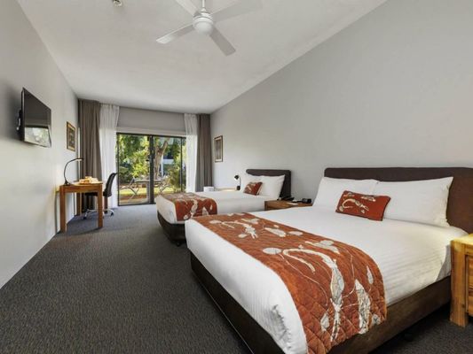 Mercure Kakadu Crocodile