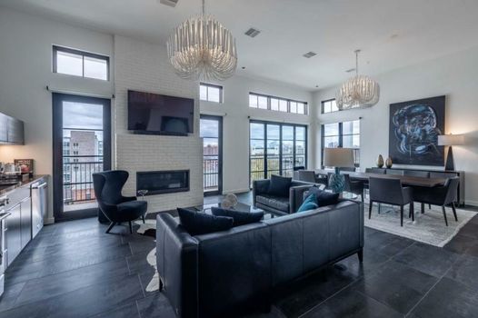 121 Hotel by AvantStay