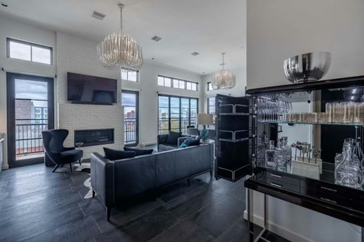 121 Hotel by AvantStay