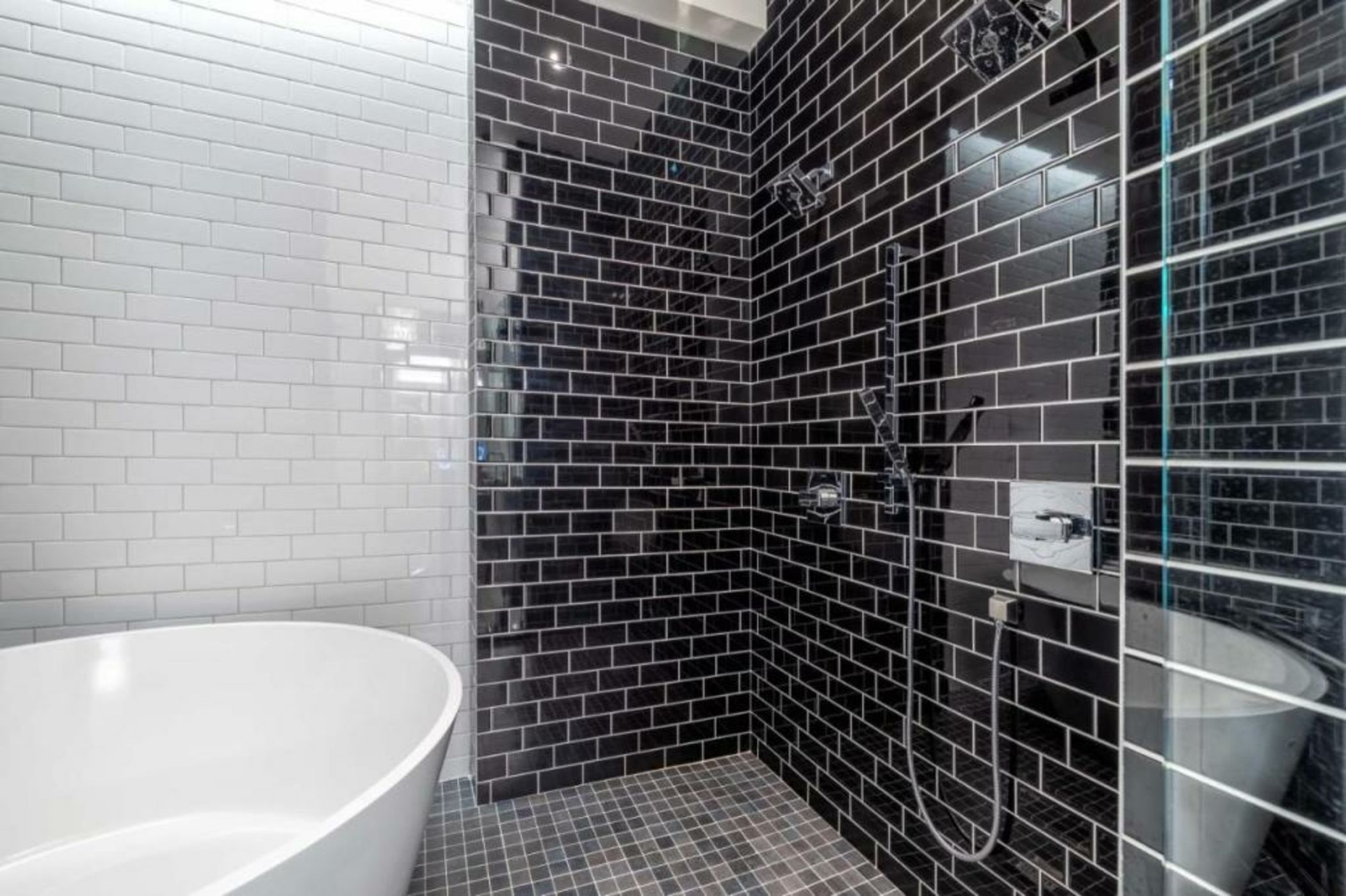 121 Hotel by AvantStay