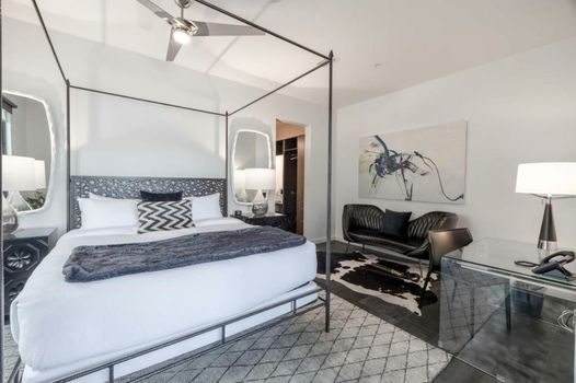 121 Hotel by AvantStay