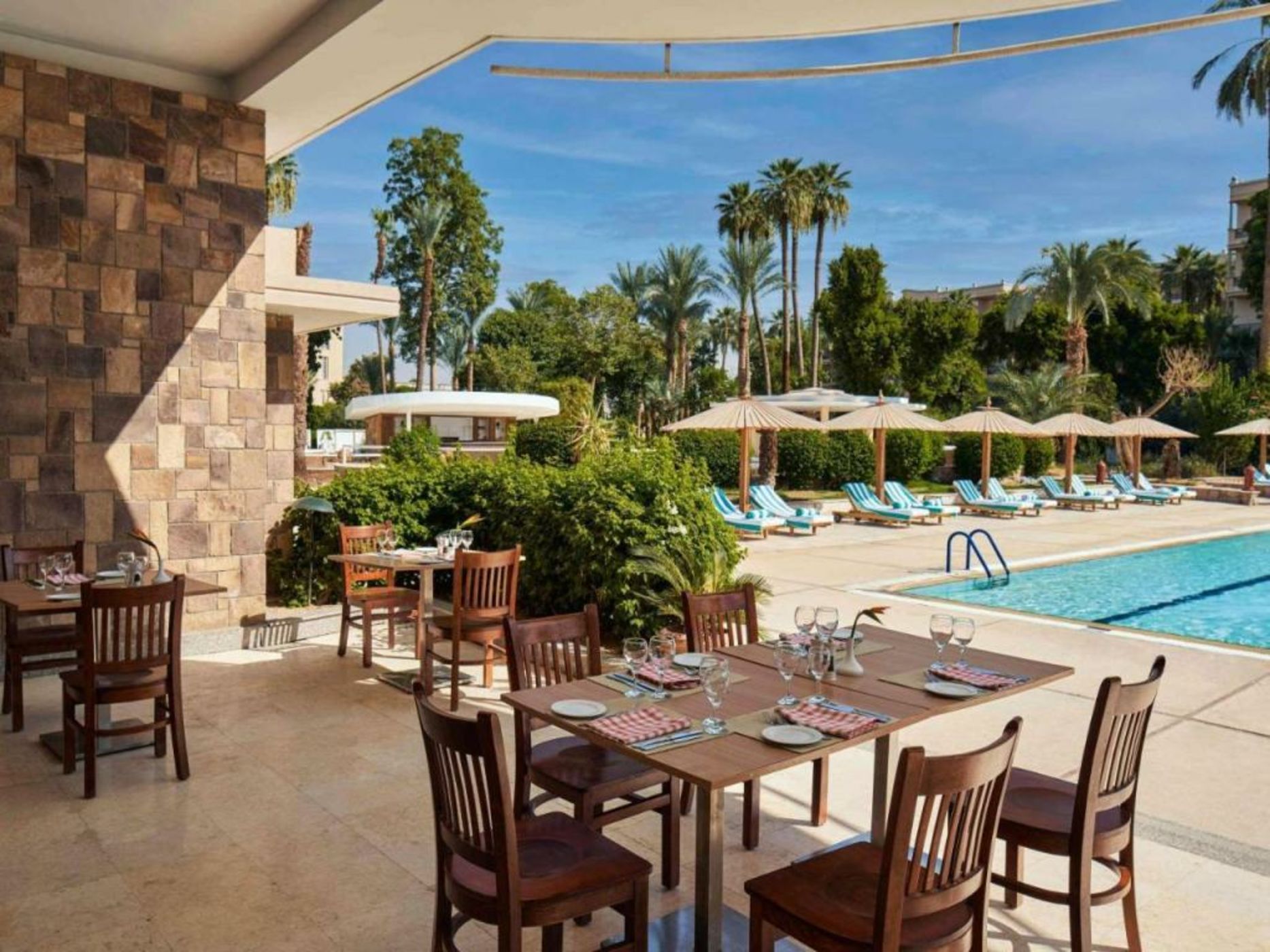 Pavillon Winter Luxor