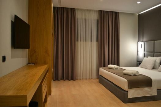 ArtNest Boutique Hotel & Suites