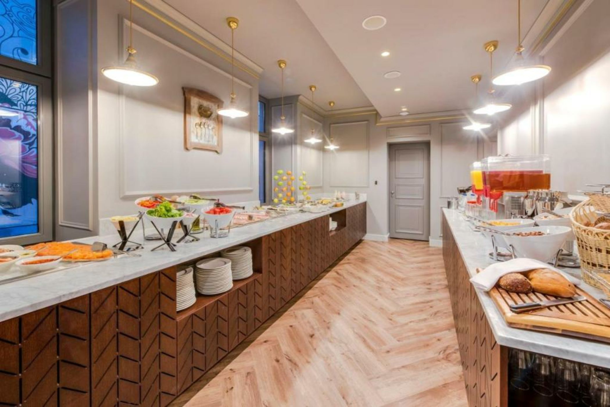 Grand Poet Hotel and SPA by Semarah