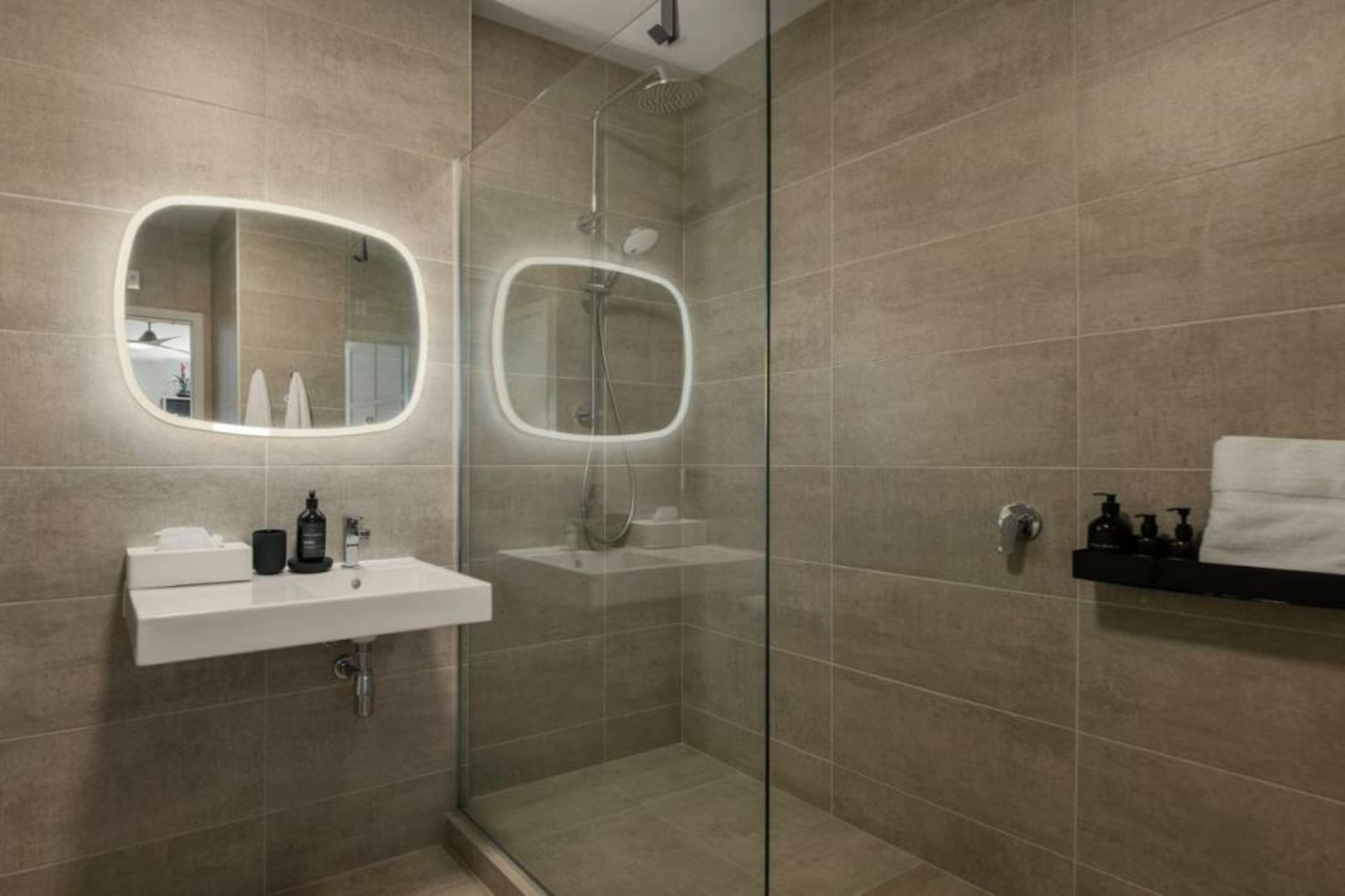 14th Lane Urban Hotel