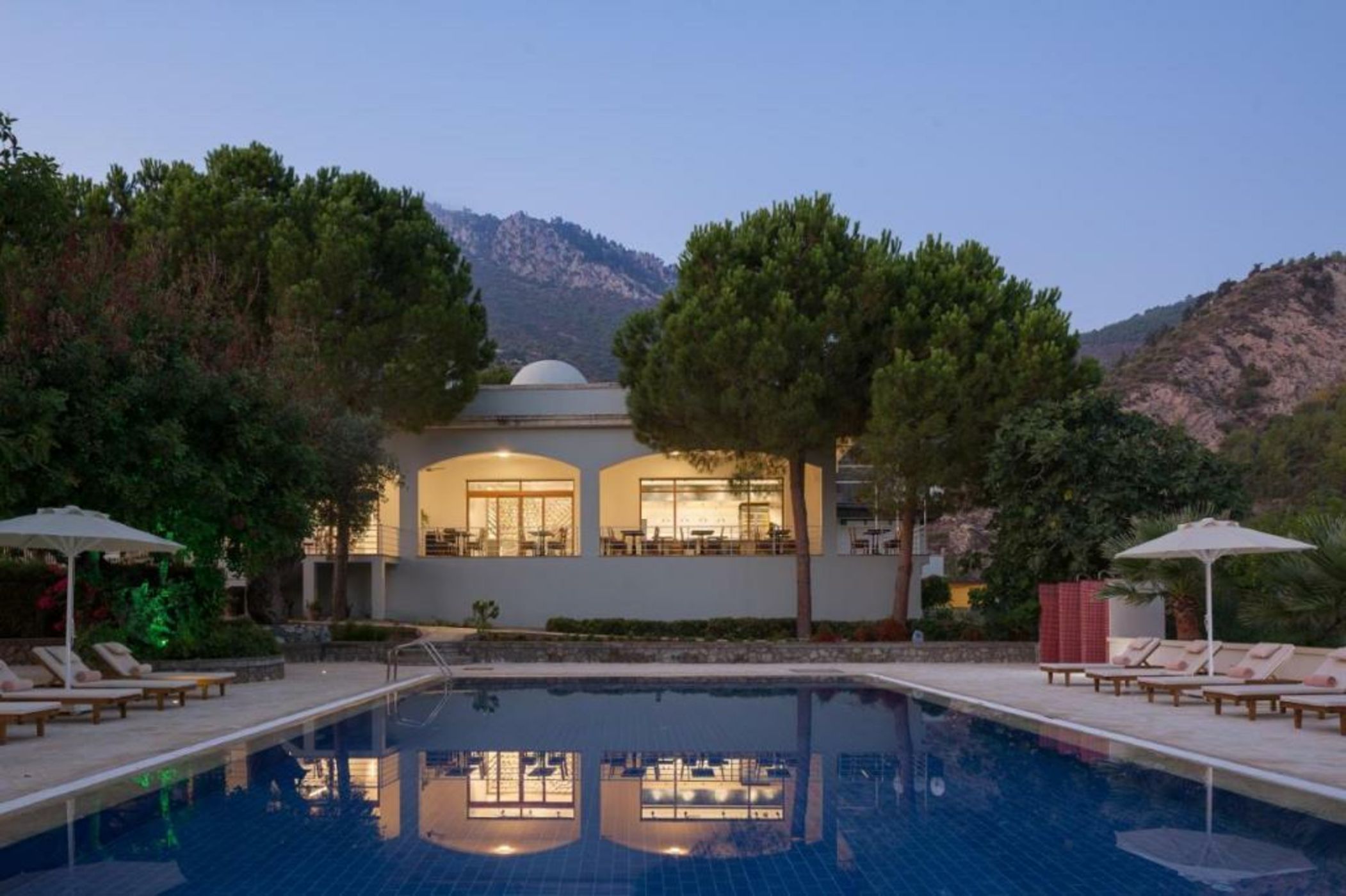 Gillham Vineyard Hotel