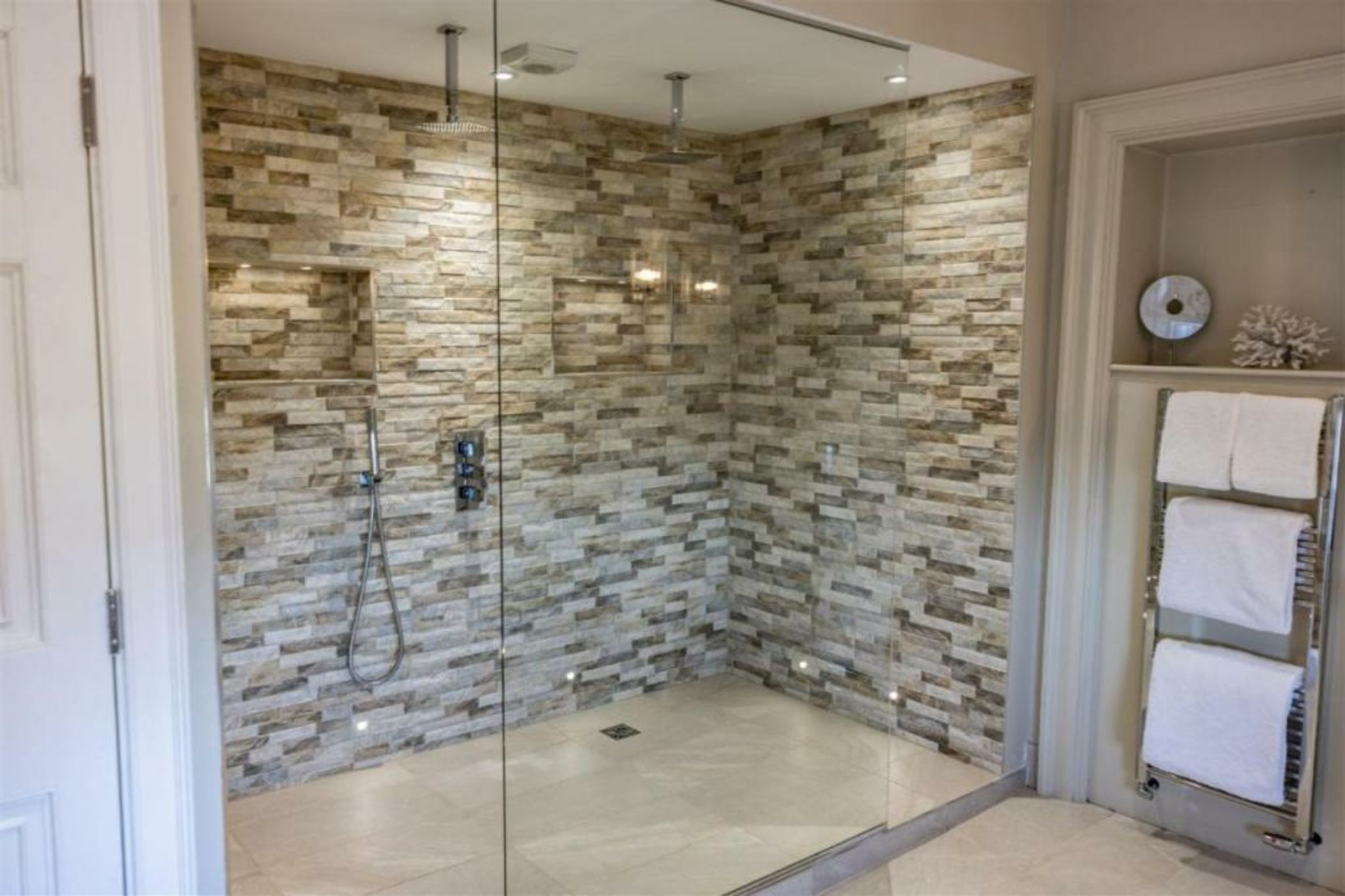 Marshall Meadows Manor House