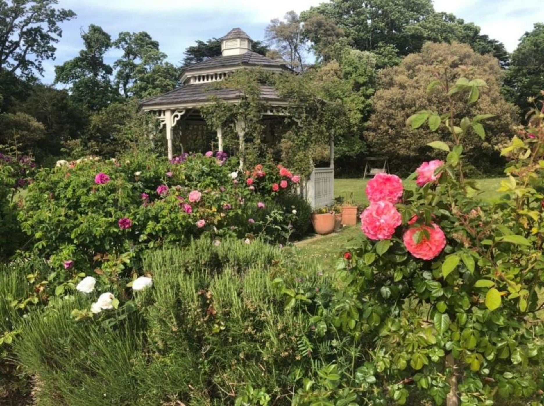 Albert Cottage Hotel