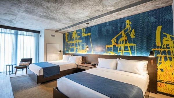 Hotel Indigo Tulsa DWTN/Entertainment Area