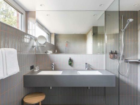 Oru Hub Hotel Tallinn - Handwritten Collection