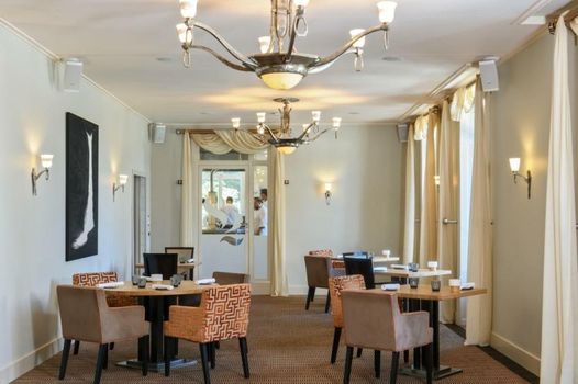 Hôtel Résidence Parc des Eaux Vives