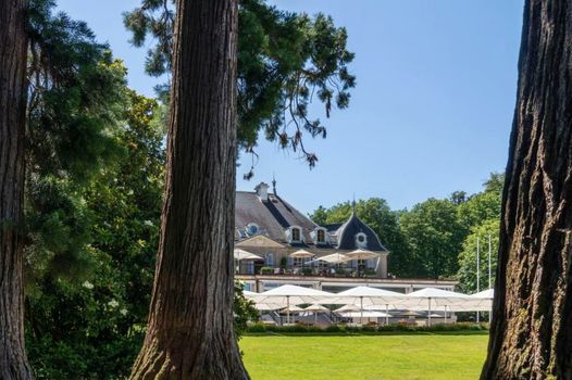 Hôtel Résidence Parc des Eaux Vives