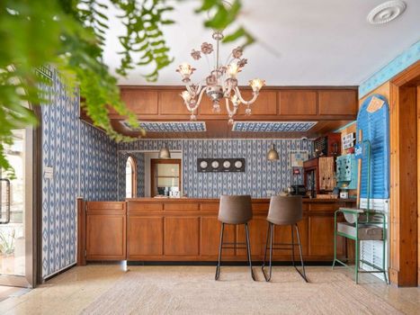 Bella Colina I Vintage Hotel 1953