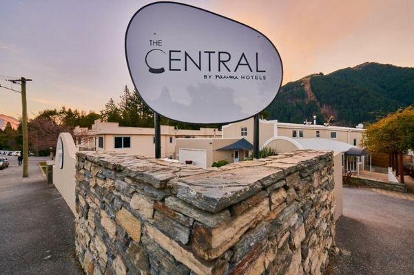 The Central Hotel Queenstown, A Naumi Chapter