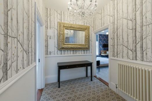 The Clarence Boutique Rooms