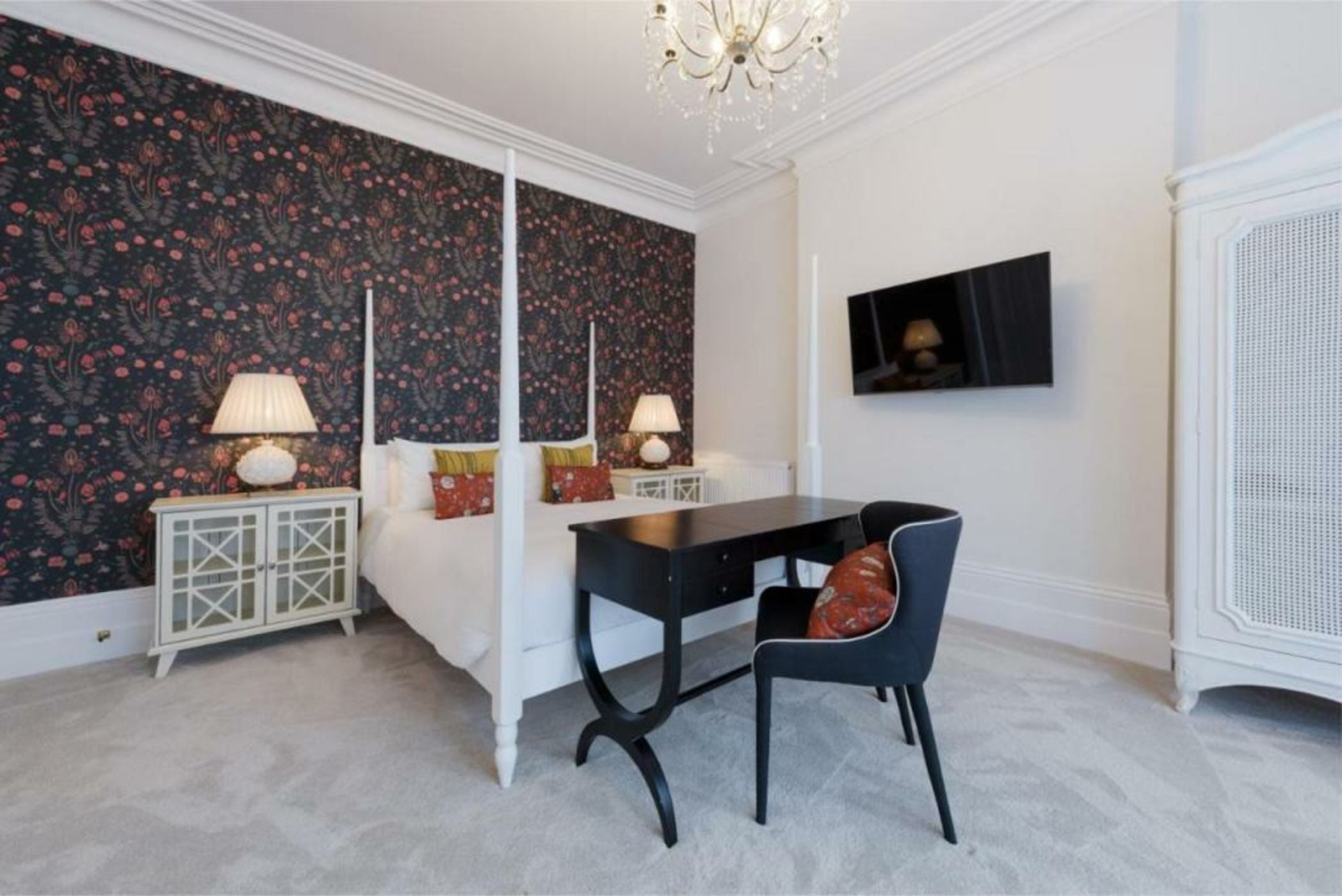 The Clarence Boutique Rooms