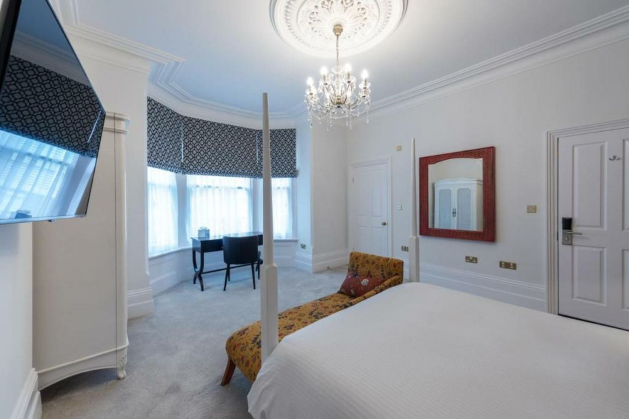 The Clarence Boutique Rooms