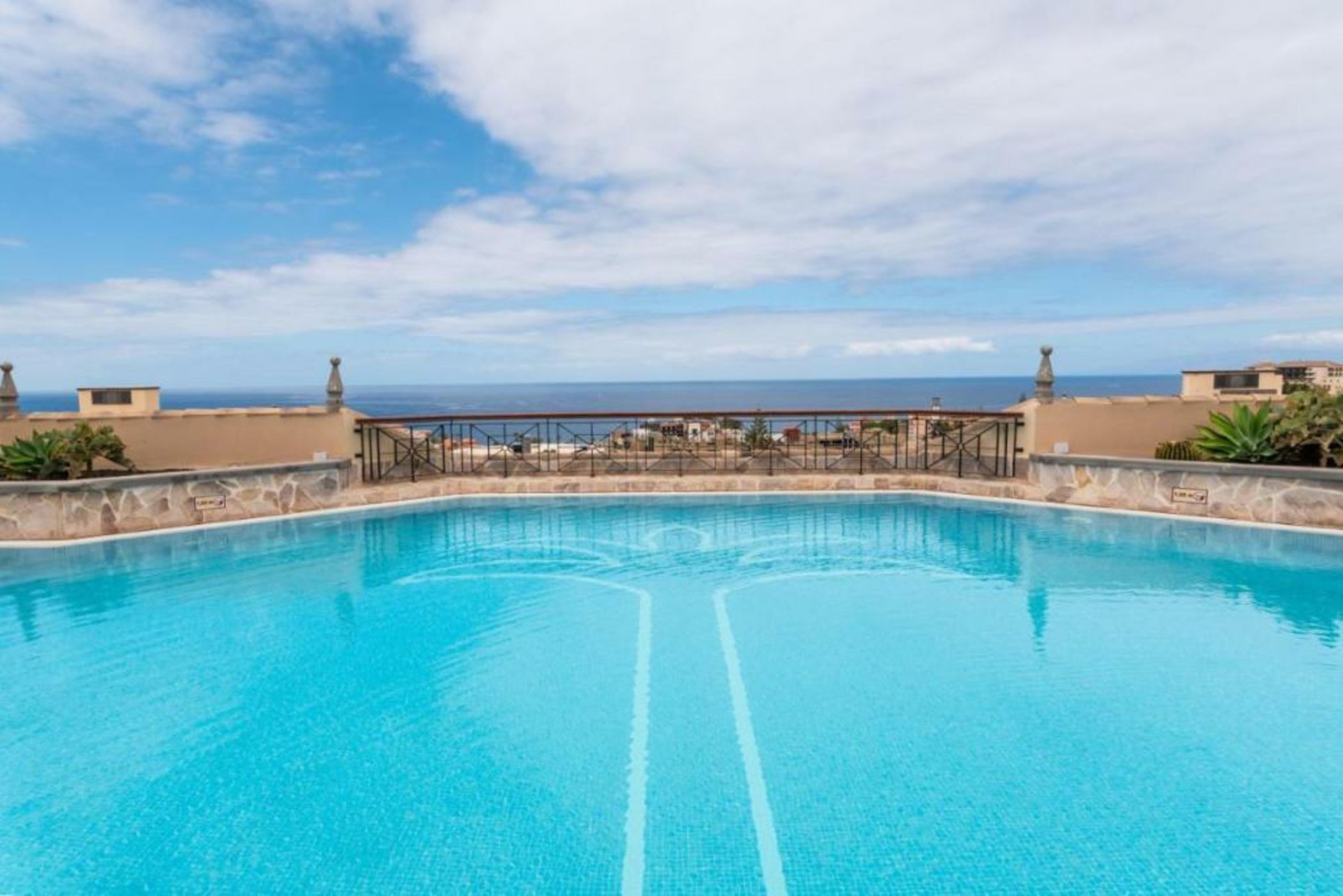 GF GRAN COSTA ADEJE*****