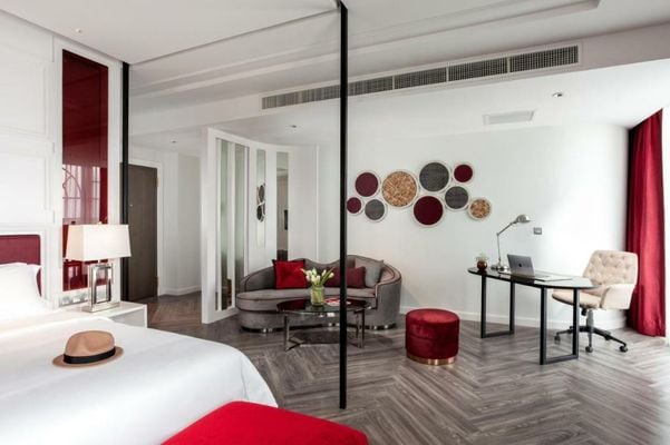 La Seine Boutique Hotel