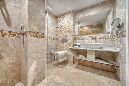 Peninsula Gardens Hotel