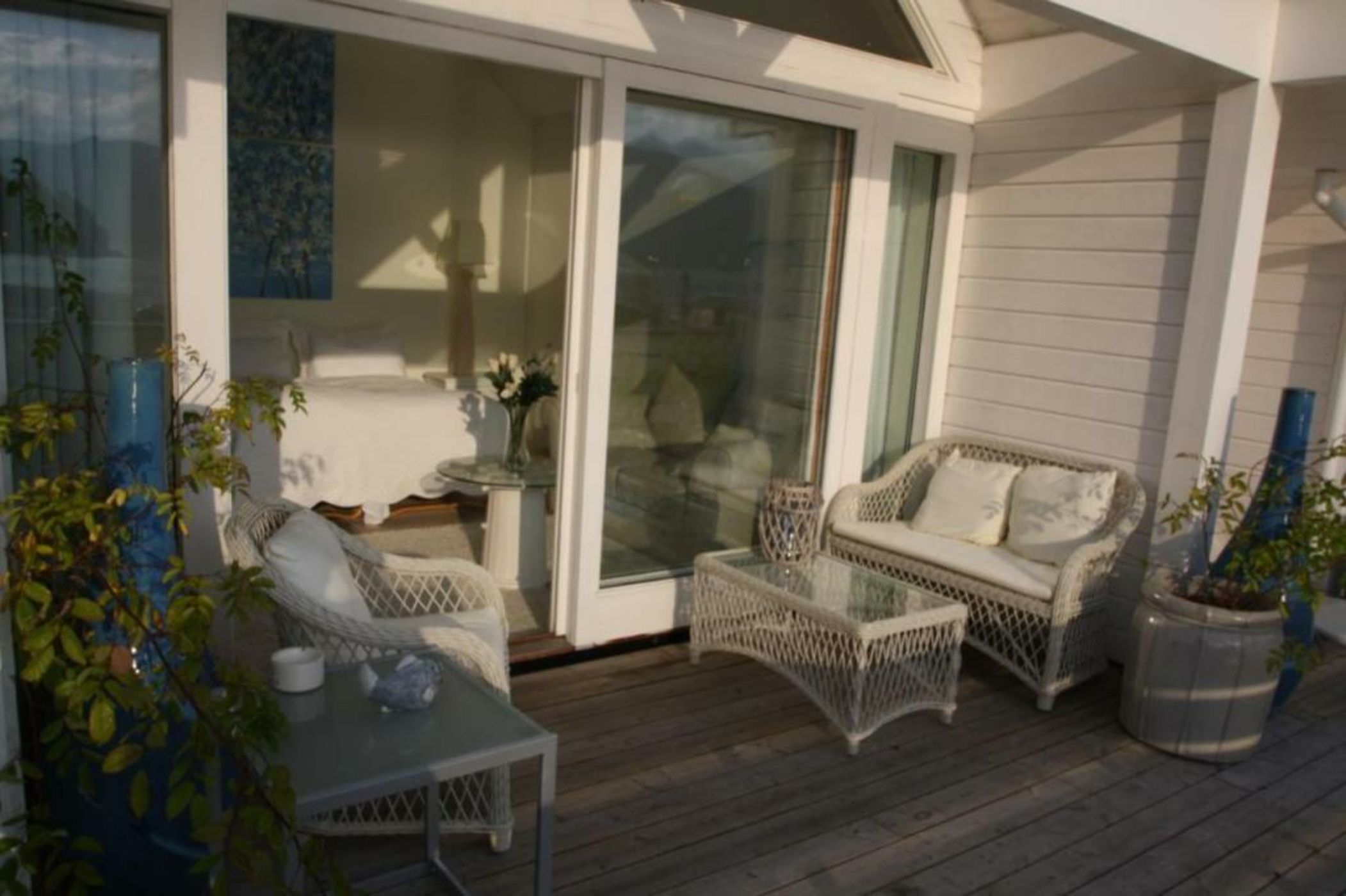 Sunde Fjord Hotel, free and easy parking