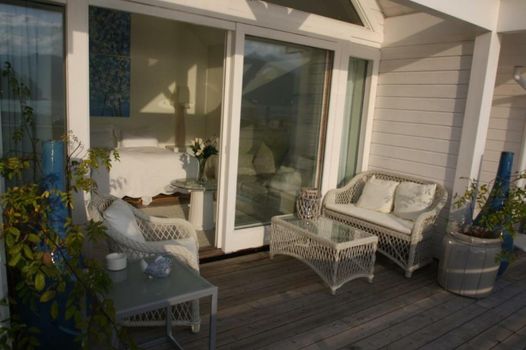 Sunde Fjord Hotel, free and easy parking