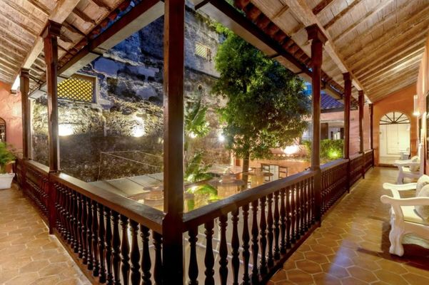 El Marques Hotel Boutique By GEH Suites