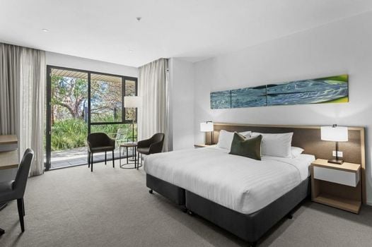 Quarters at Flinders Hotel