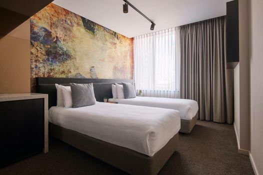 Kennigo Hotel Brisbane, Independent Collection by EVT