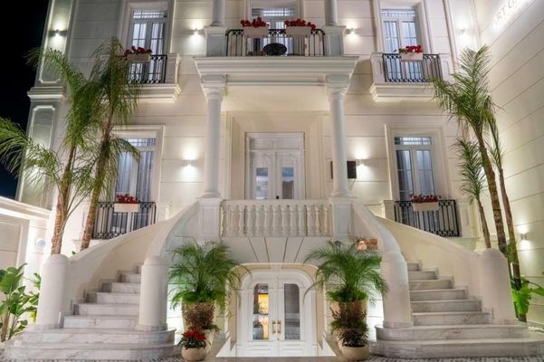 Art Gallery Boutique Hotel
