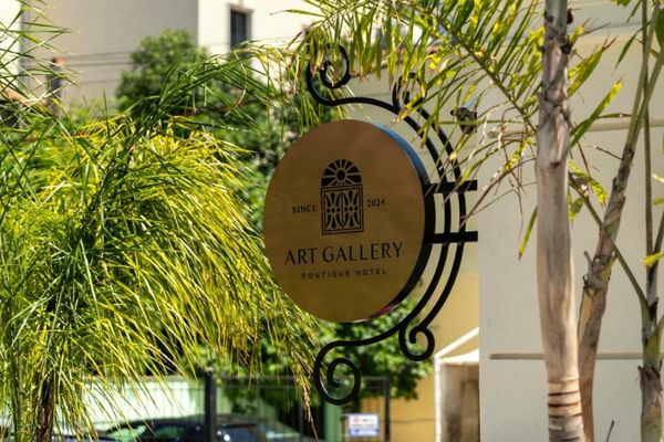Art Gallery Boutique Hotel