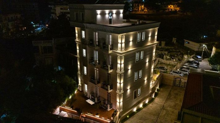 Art Gallery Boutique Hotel