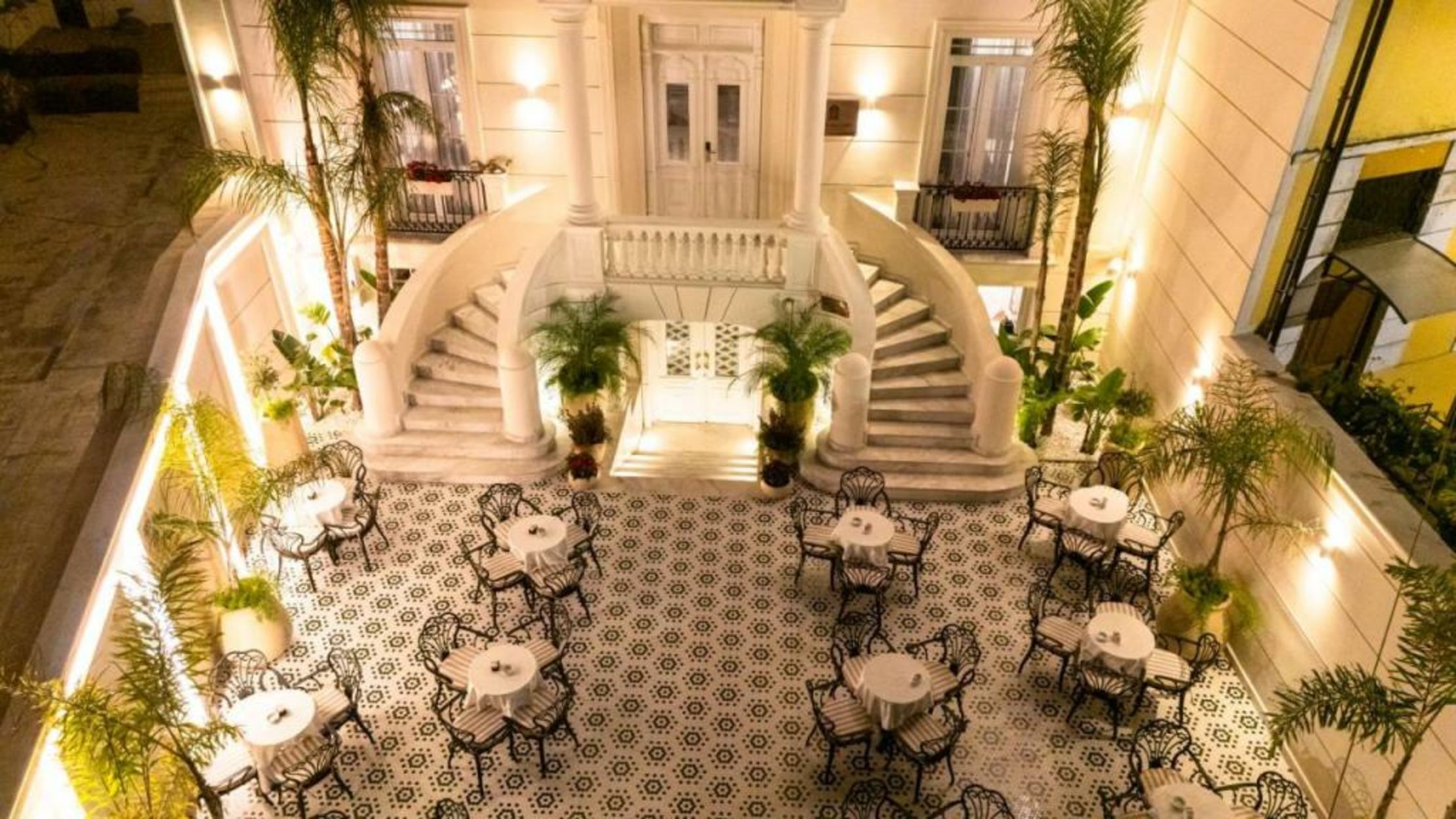 Art Gallery Boutique Hotel