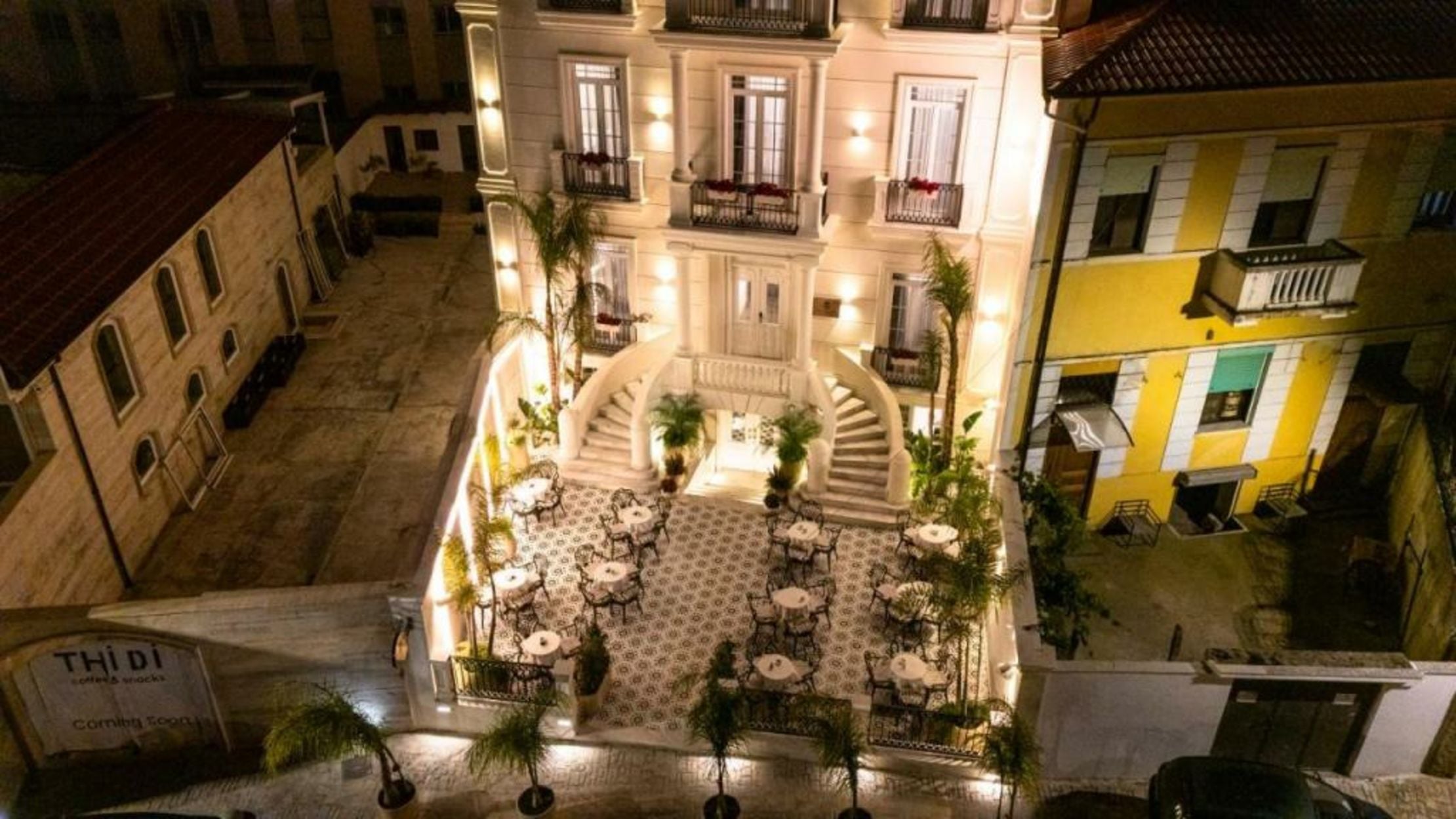 Art Gallery Boutique Hotel