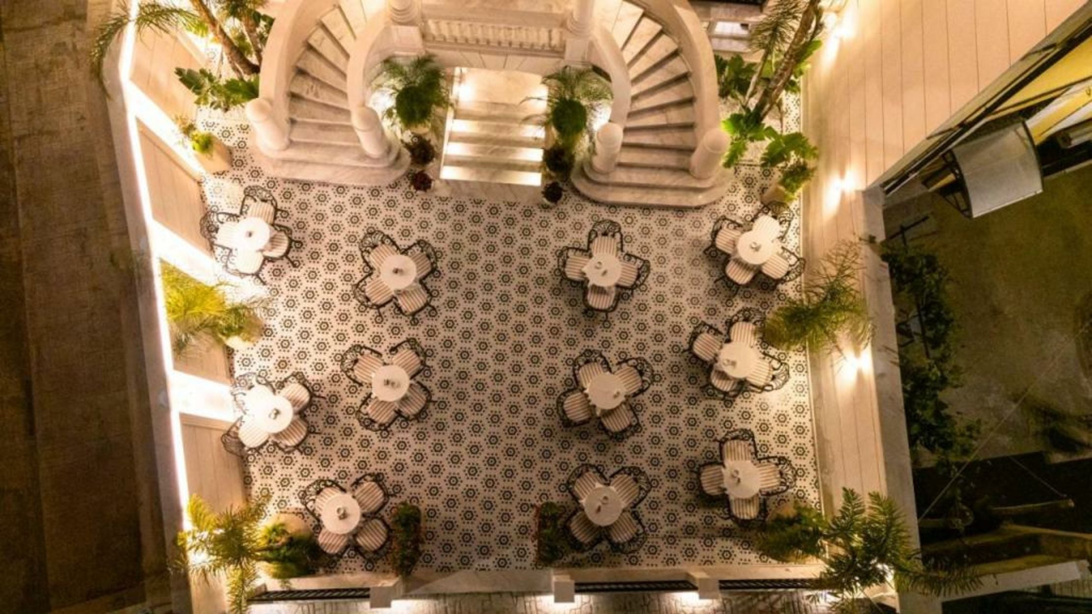 Art Gallery Boutique Hotel