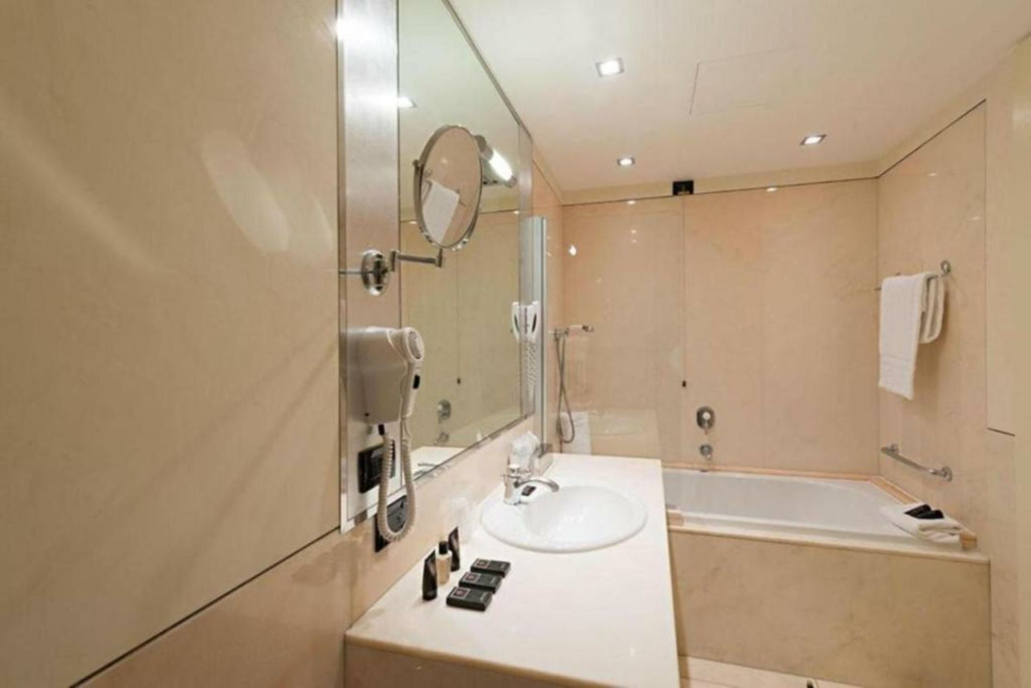 Grand Hotel De La Ville