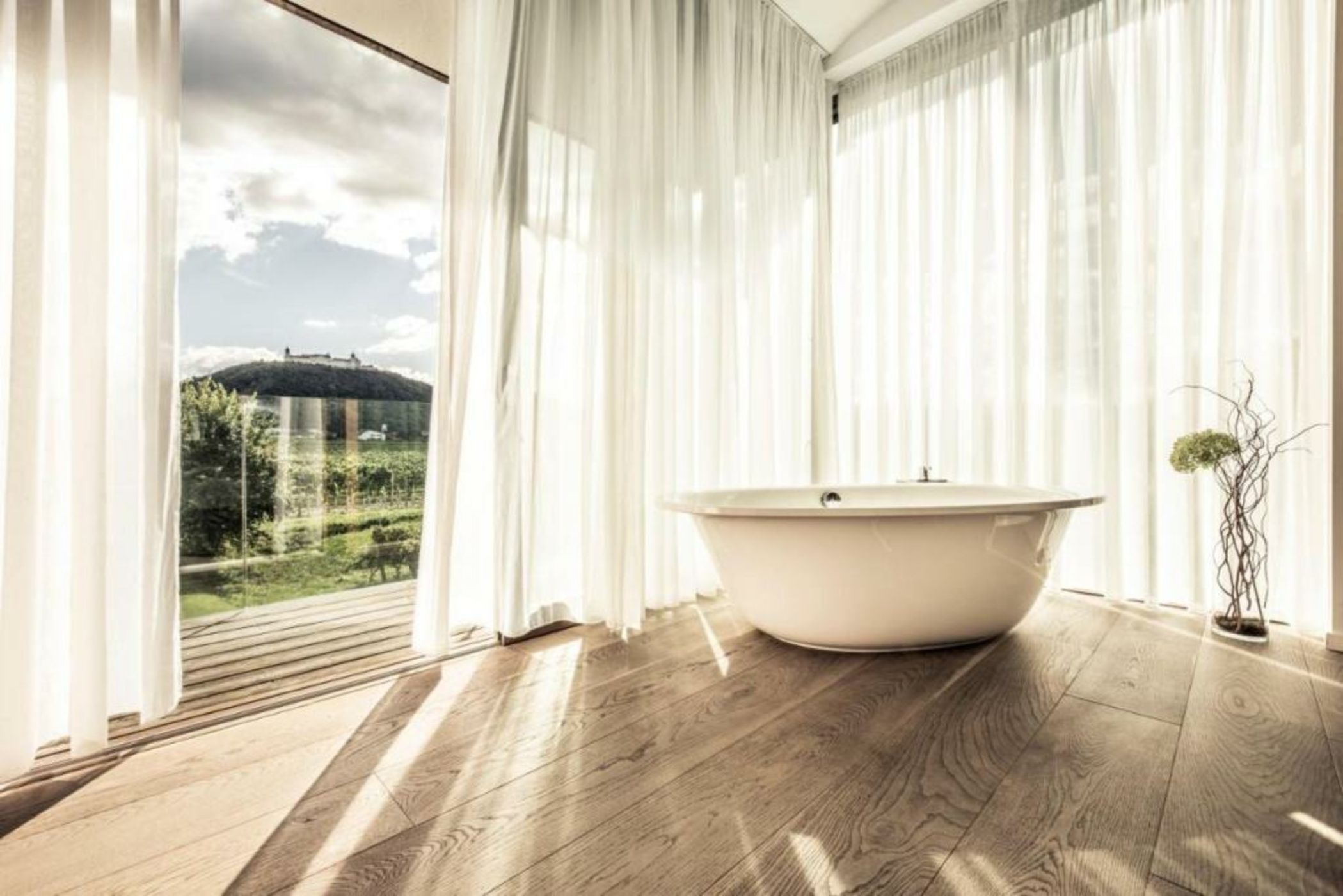 MALAT Weingut und Hotel