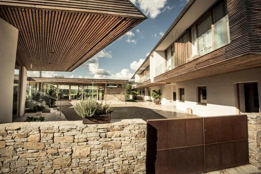 MALAT Weingut und Hotel