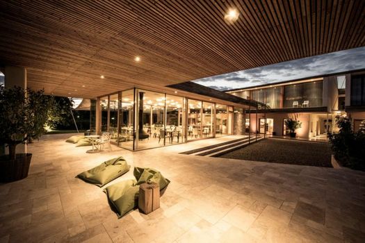 MALAT Weingut und Hotel