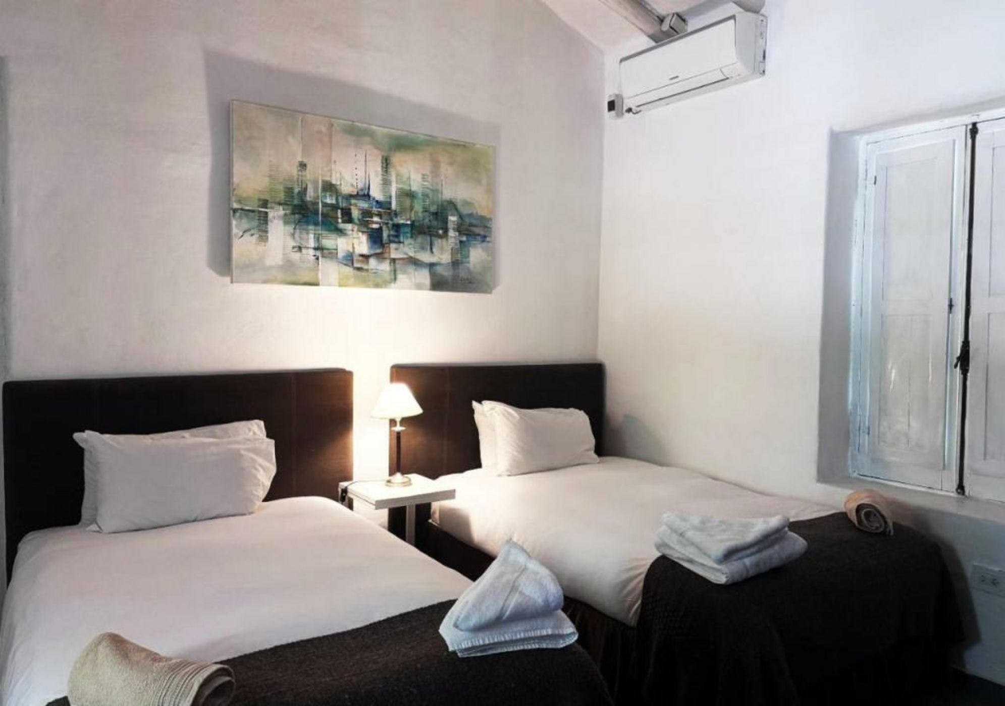 Postales by DOT Boutique