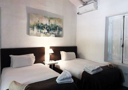 Postales by DOT Boutique