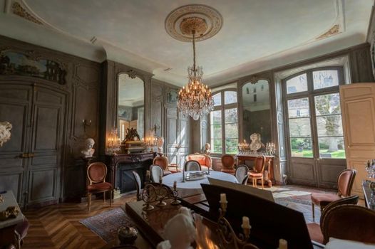 L'Hotel de Panette, Un exceptionnel château en coeur de ville