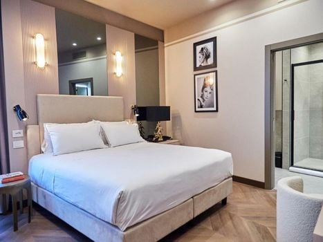 The Glam Boutique Hotel & Apt