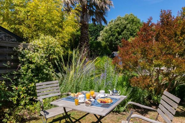 Hôtel Traiteur Les Ormes, The Originals Relais
