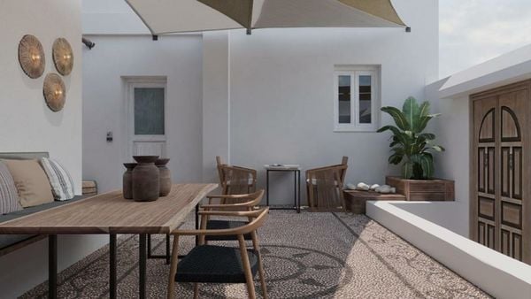 F Fine Suites - Adults Only