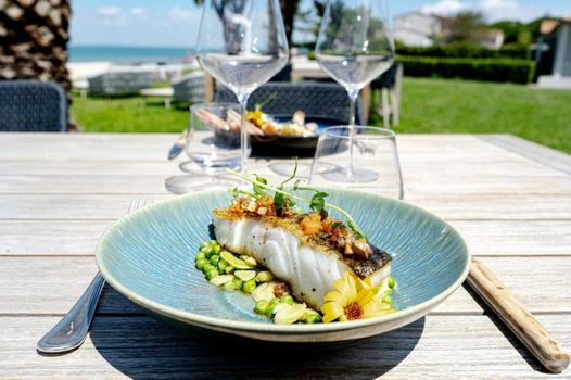 HR Hôtel-Restaurant & Spa Marin